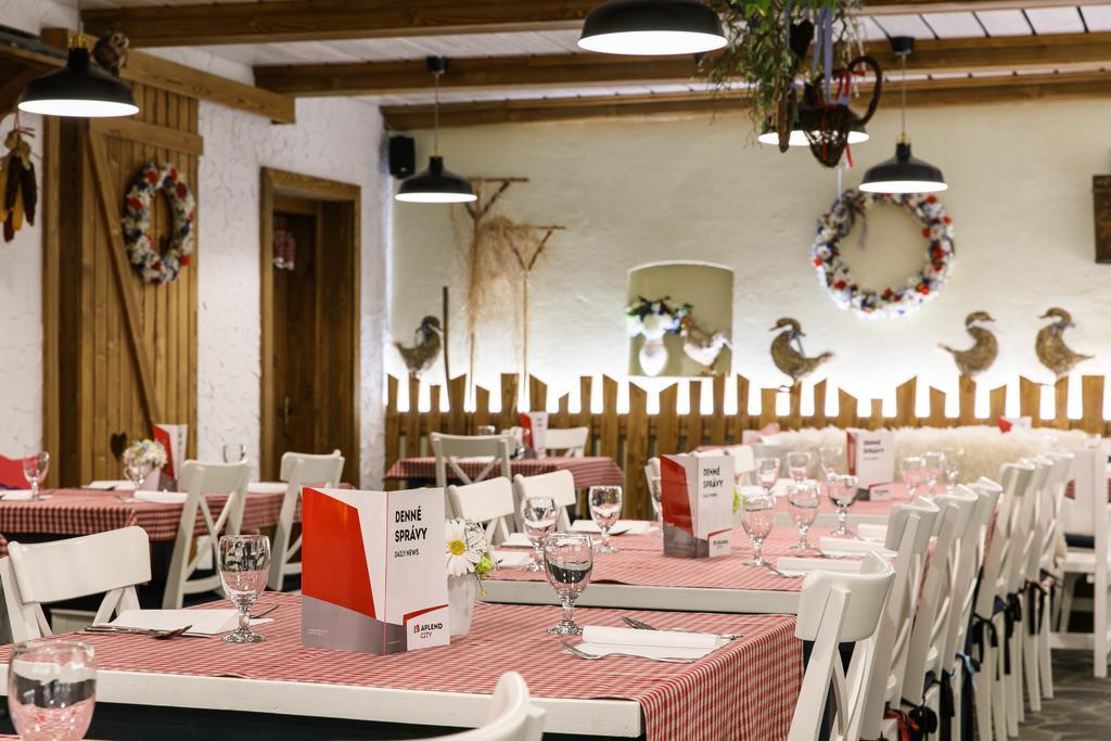 Aplend City Laurinska 11 Bratislava Bagian luar foto