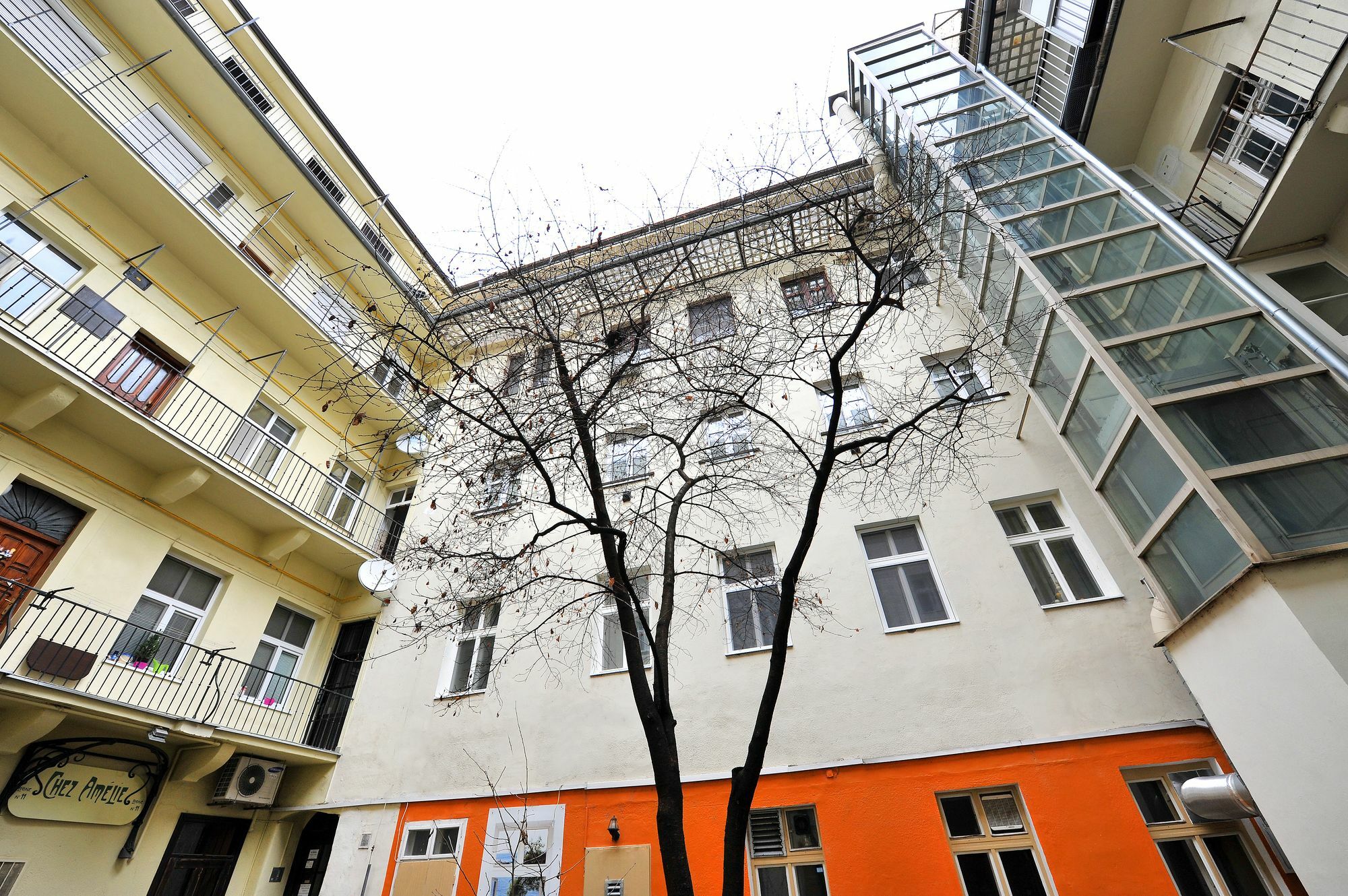 Aplend City Laurinska 11 Bratislava Bagian luar foto